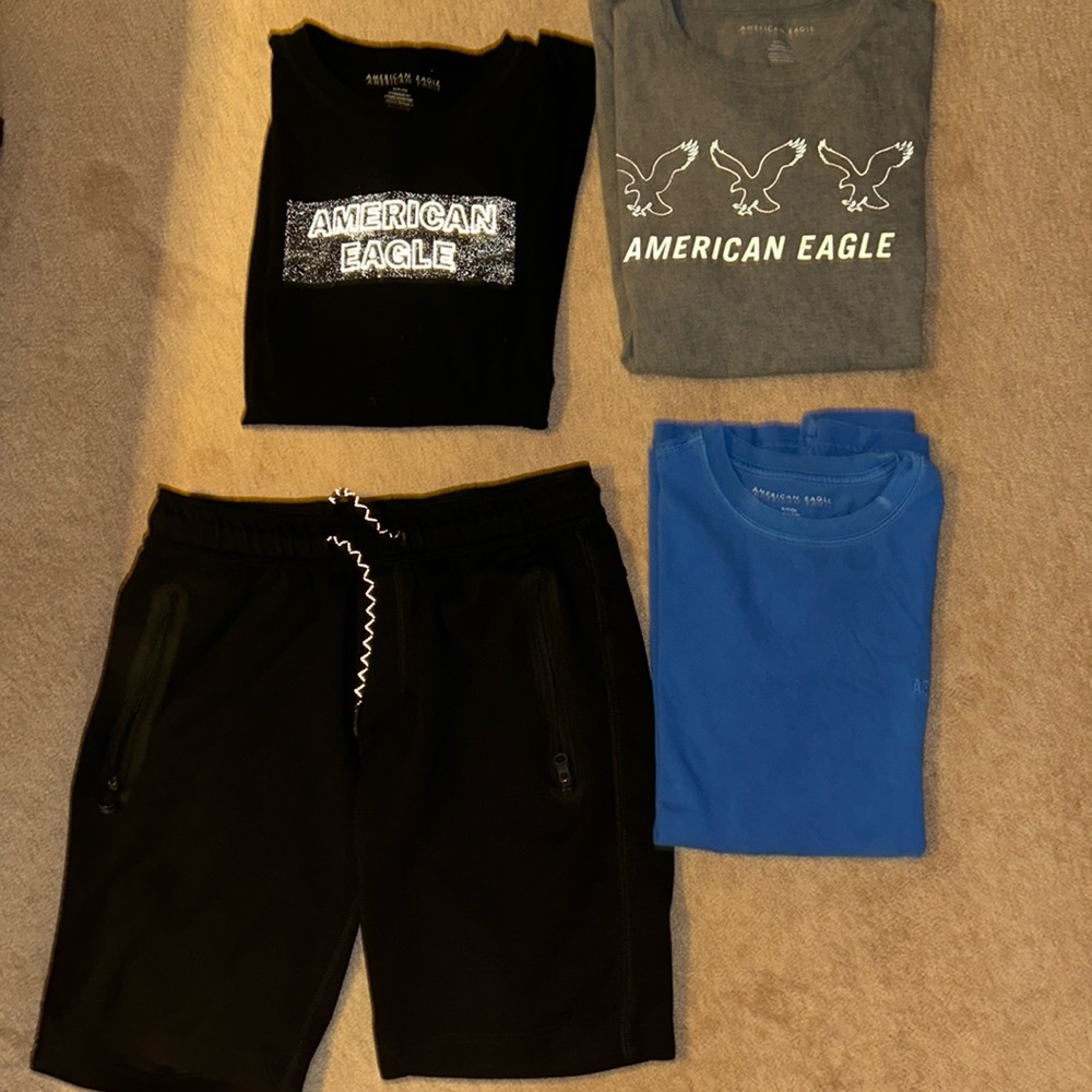 Men’s Small American Eagle Clothes (4)